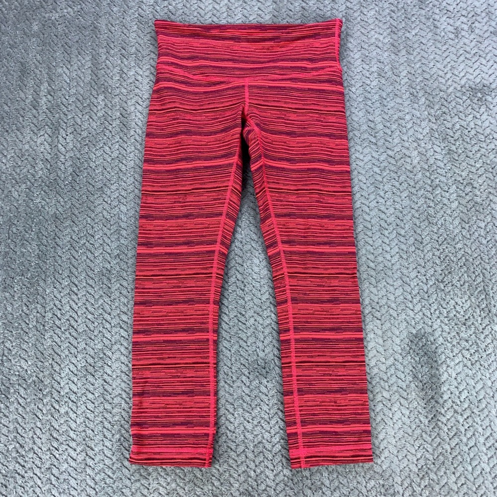 Lululemon Cropped Leggings Women 4 Red Purple Space Dye Striped Yoga Pants